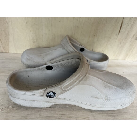 Crocs Womens Size 8 Classic Comfort Clogs Tan Beige Slip-On Waterproof Garden - Picture 4 of 9